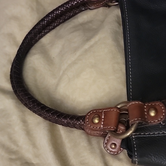 Authentic Fossil 100% Genuine Leather Duffle Handbag with Braided Straps - Picture 2 of 11